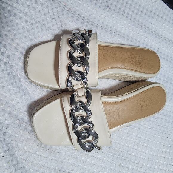 MADDEN NYC EUC WOMENS SZ 9 SLIPON CHAIN ESPADRILLES SANDALS - Picture 3 of 10